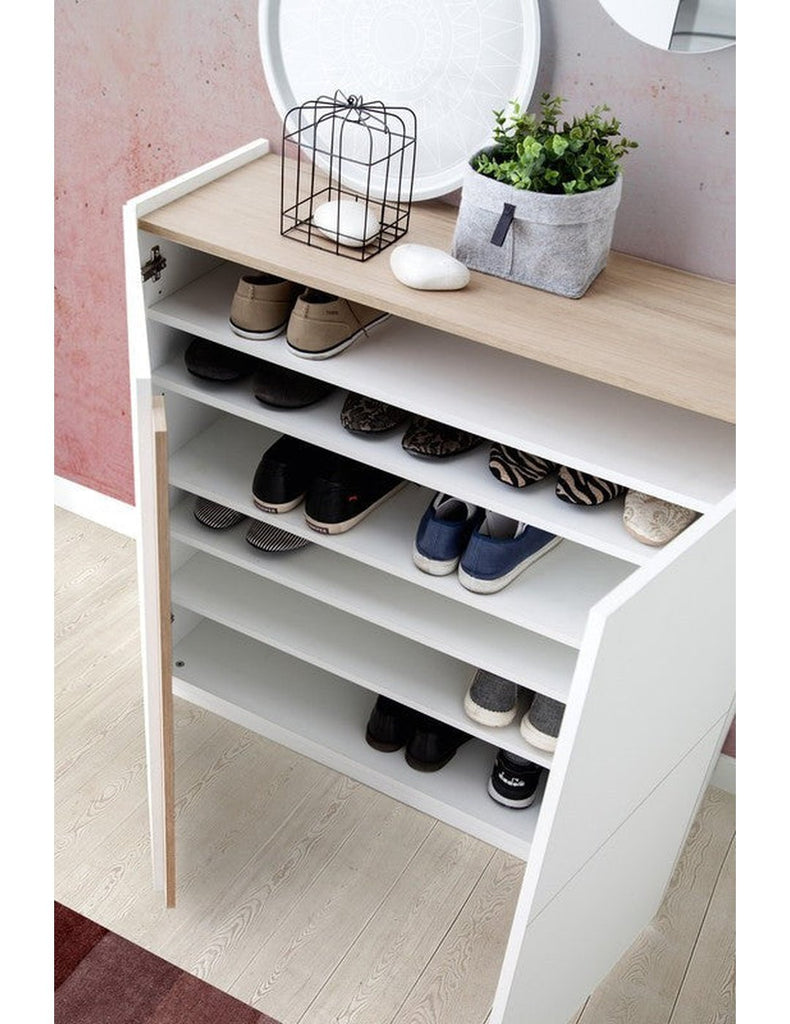 Zapatero 516 de la colección New York con puertas en roble y detalle blanco